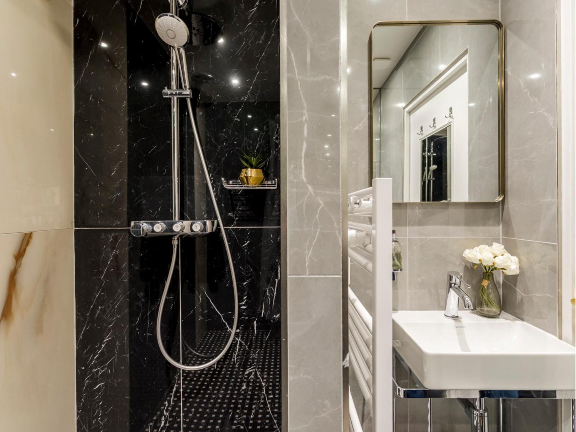 Merveil - Luxury Suite -Champselysees- Florentin I Paris Luaran gambar